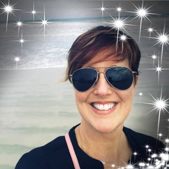 Meet your Posher, Serena - Picture 1 of 1